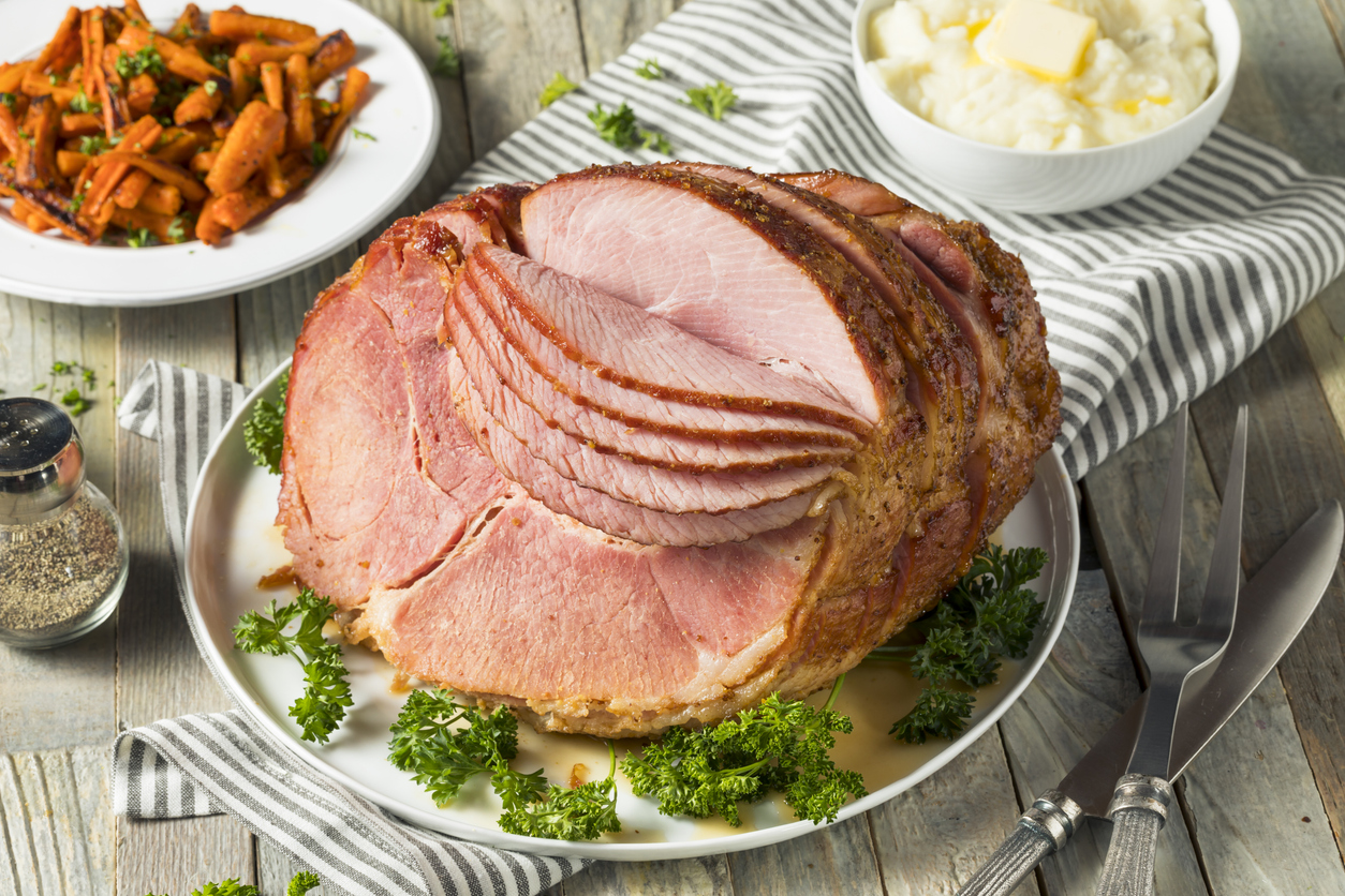 Glazed Easter Ham with Carrots and Potatoes